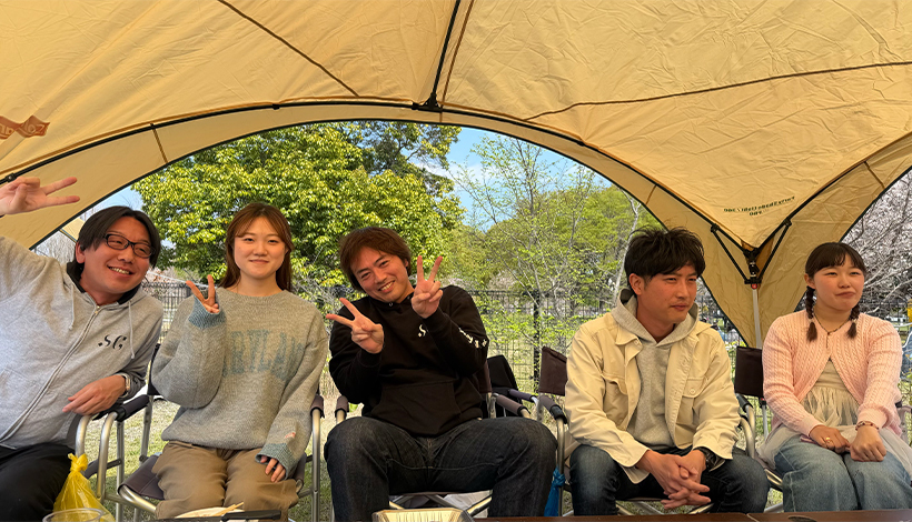 社員の集合写真
